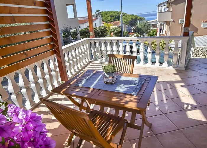Apartment Burin