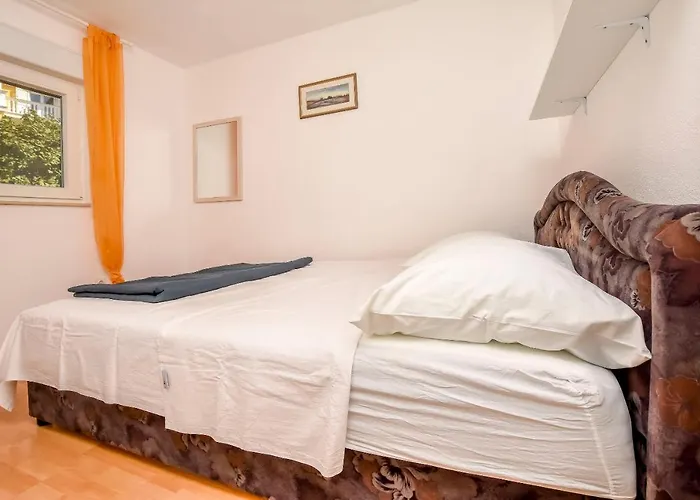 Apartment Burin *