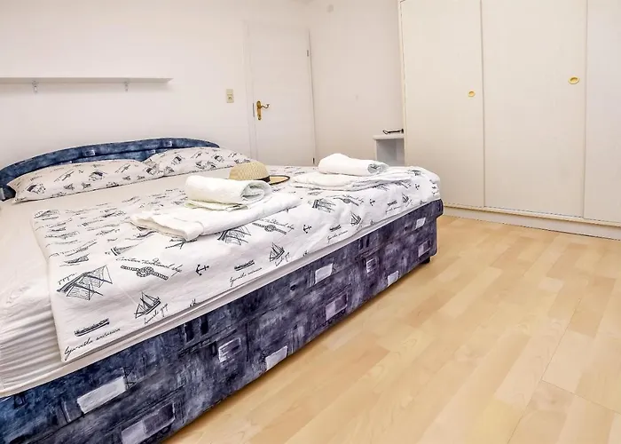Apartment Burin *