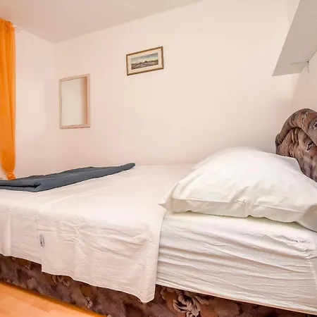 Apartment Burin *